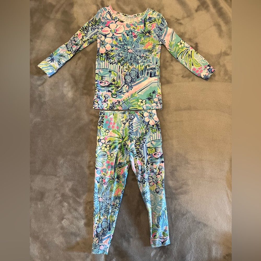 Lilly Pulitzer Girls 2T Pajamas